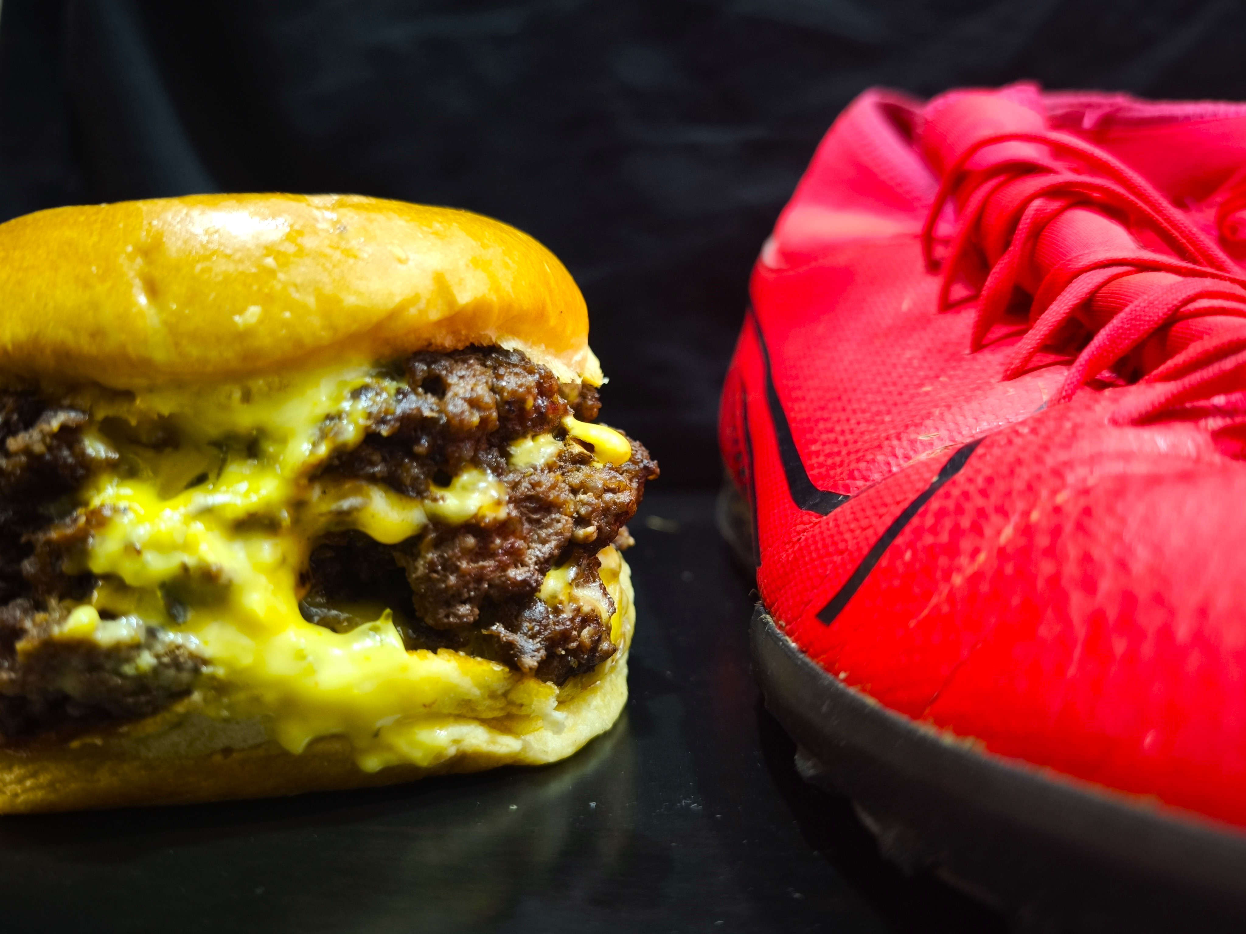 La delgada línea que separa la disciplina del deportista de las tentaciones fuera de la cancha