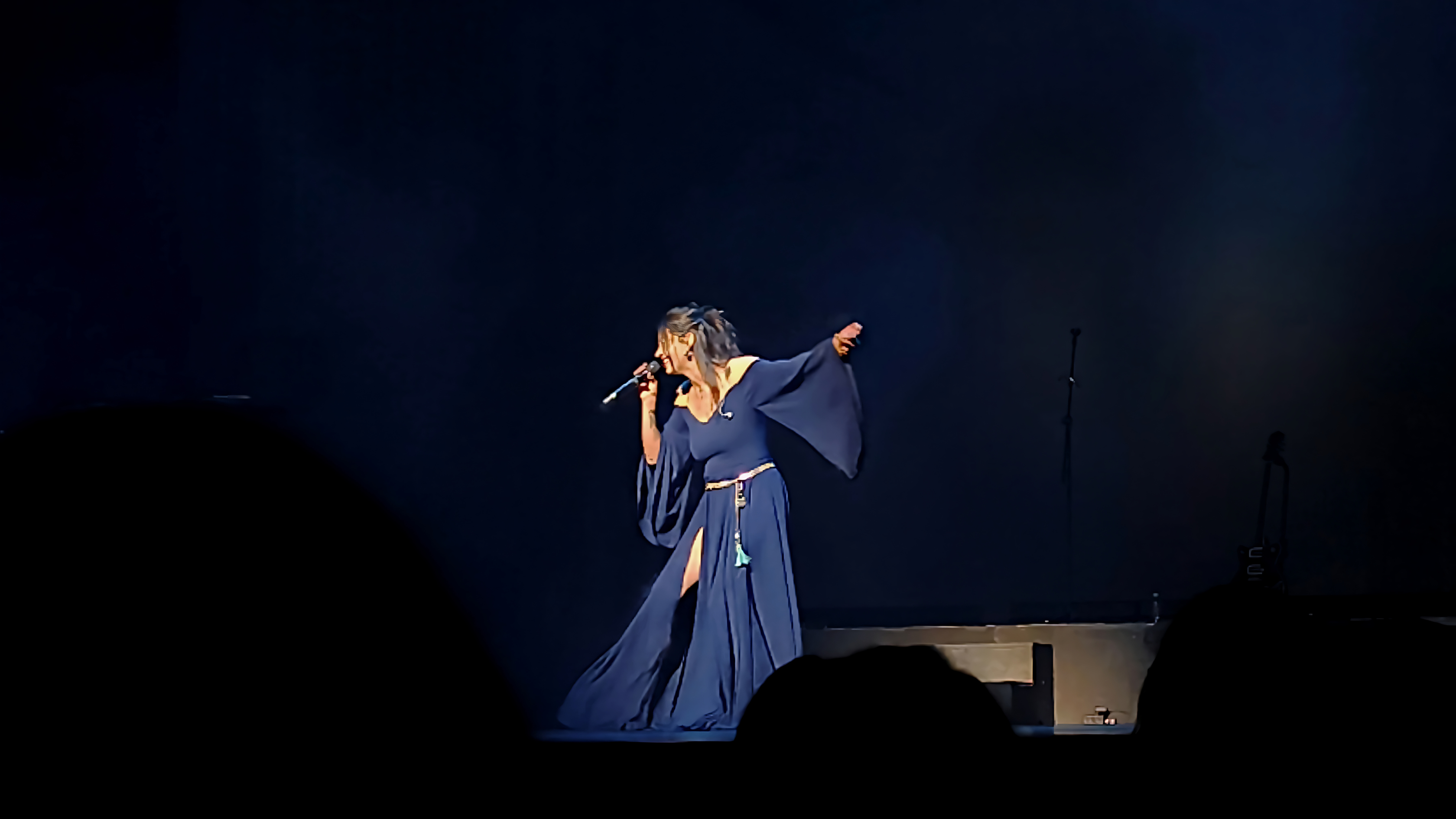 La cantante Briela Ojeda realizó el cierre de su gira en el Teatro Mayor.