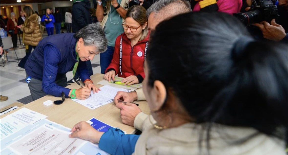 Imagen tomada de las redes sociales de la candidata