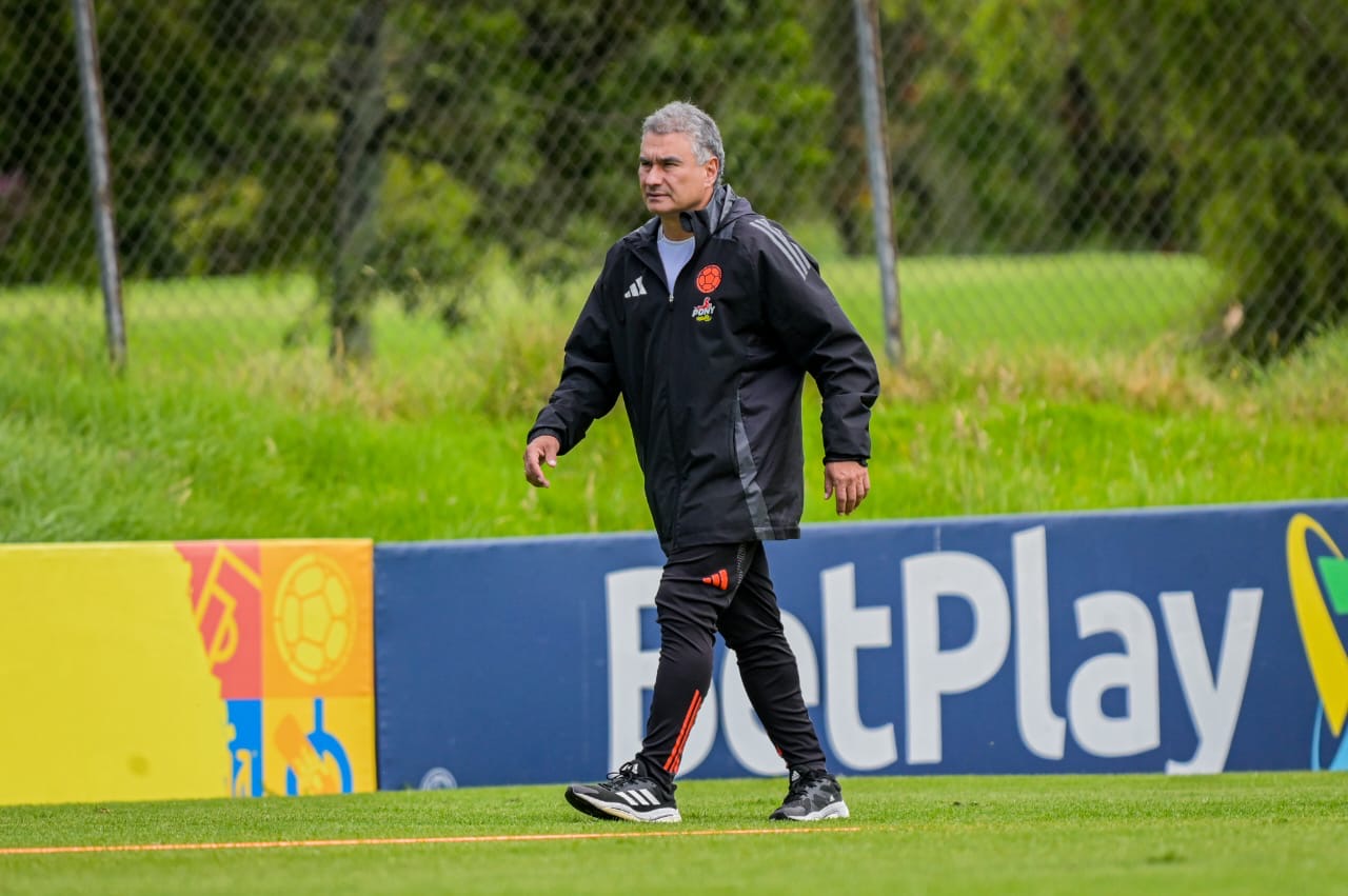 Rafael Zabaraín durante una jornada de trabajo con la Selección Colombia.