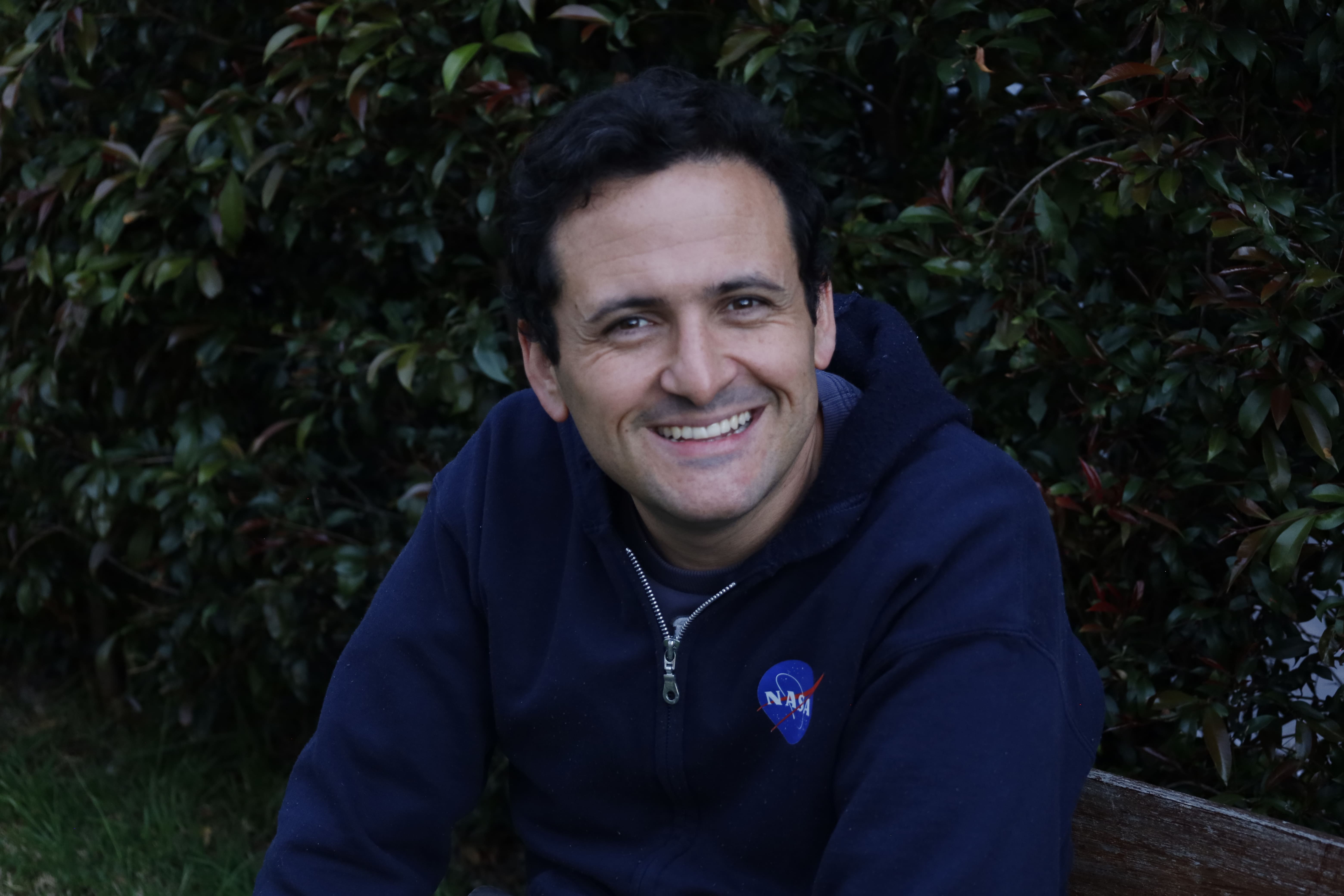 Portada Nicolás Barake