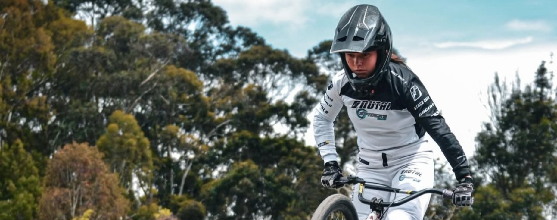 Deportista del municipio de Chía en el podio del Campeonato Panamericano Ciclismo BMX